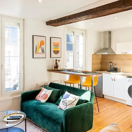 Lumineux Pour 2 A 10min A Pied Du Centre דירה